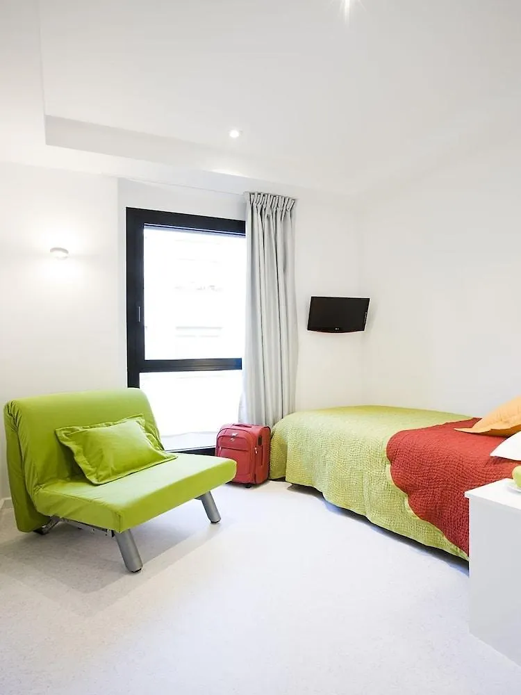 Live & Dream Hostel Barcelona 0*,