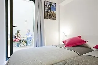 Live & Dream Hostel Barcelona 0*,
